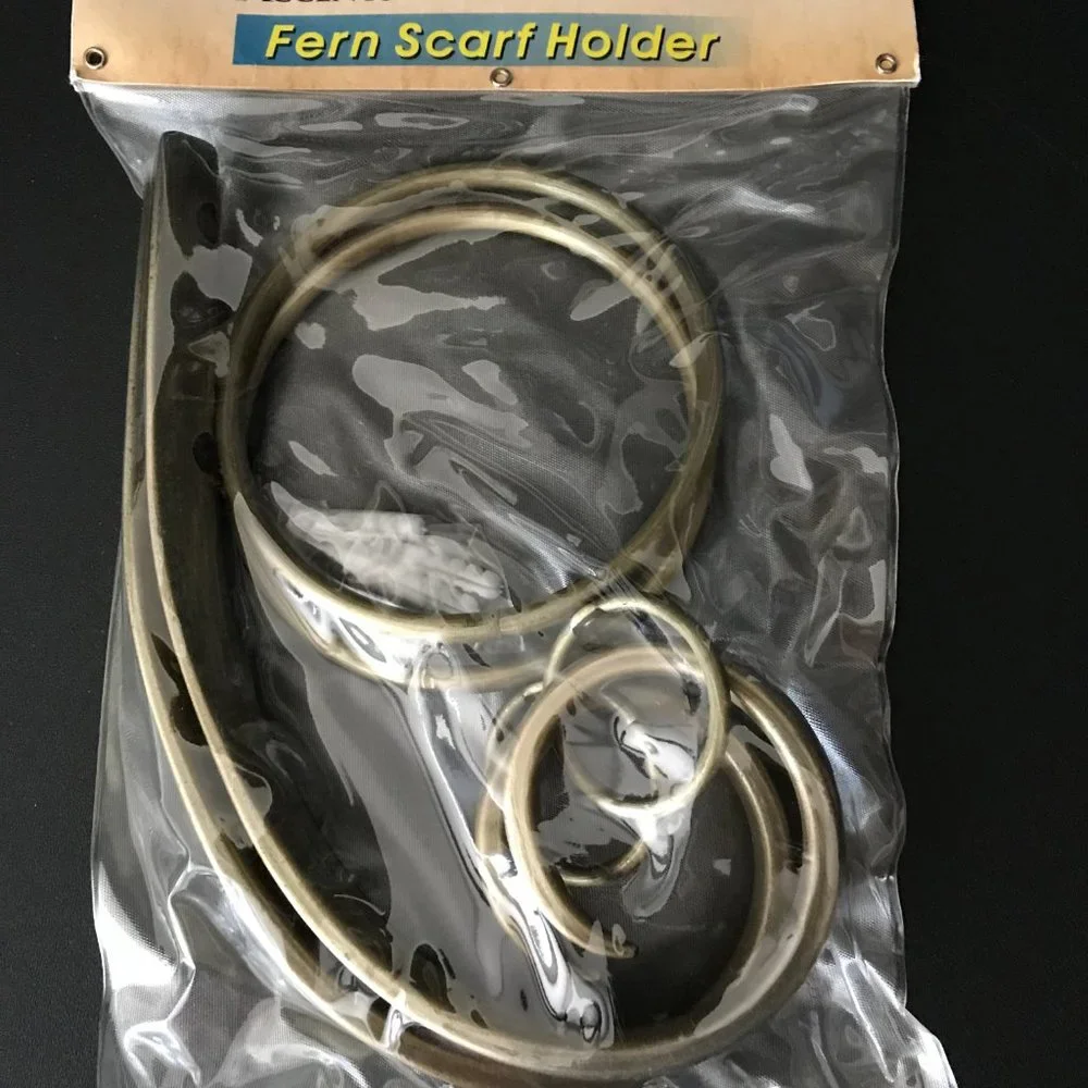 NWT Scarf and Towel Ring Holder, Home Decor Interior Accents Fern